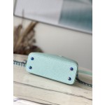 𝐋𝐎𝐔𝐈𝐒𝐕𝐔𝐈𝐓𝐓𝐎𝐍 M22606 Light Green Colorful Gold buckle Mini Capsines BB handbag