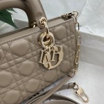 Dior JOY model 0540 Hazelnut Apricot