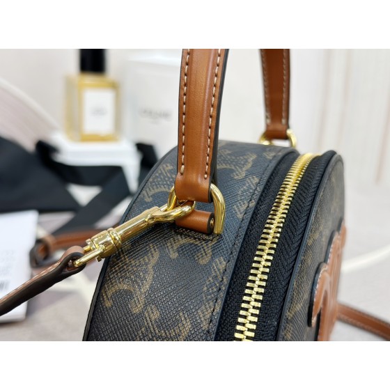 CELINE Old Flower New Half Moon Bag Model: 10K642