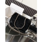 𝗖𝗛𝗔𝗡⻼𝗟⻼𝗟 MINI CF Sequin Dinner Bag Item Number: 3965