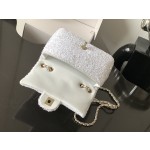 𝗖𝗛𝗔𝗡⻼𝗟⻼𝗟 MINI CF Sequin Dinner Bag Item Number: 3965