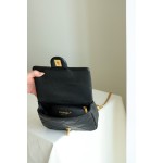 𝐂𝐇𝐀𝐍𝐄𝐋 Love adjustment buckle min