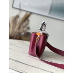 𝐋𝐎𝐔𝐈𝐒𝐕𝐔𝐈𝐓𝐓𝐎𝐍 N82068/M48865 Grape Purple Snake Shoulder This Capuchines mini size handbag