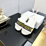 Dior Autumn/Winter New Wool Slippers