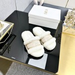 Dior Autumn/Winter New Wool Slippers