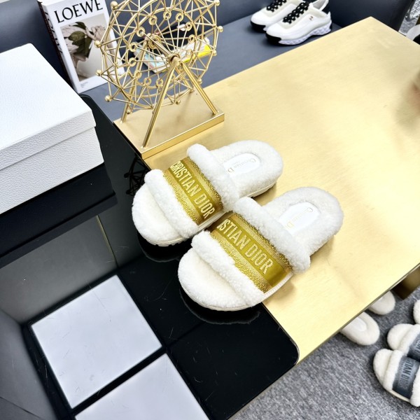 Dior Autumn/Winter New Wool Slippers