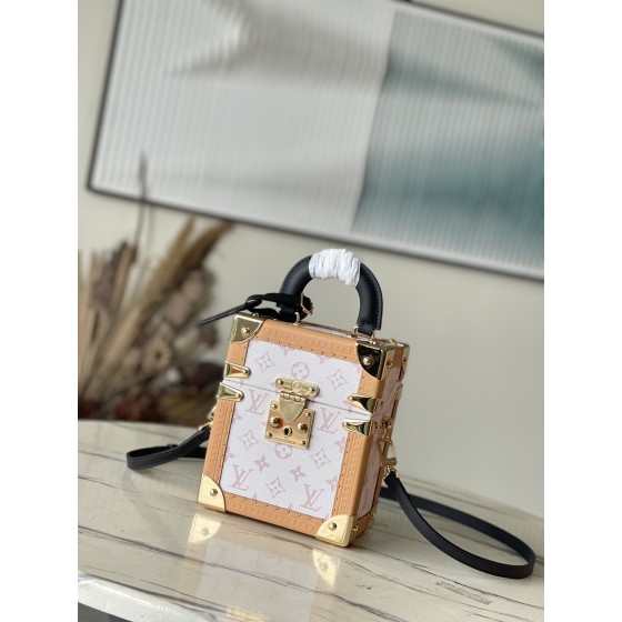 Louis Vuitton  M10079 白花 the Camera Box（相机盒）