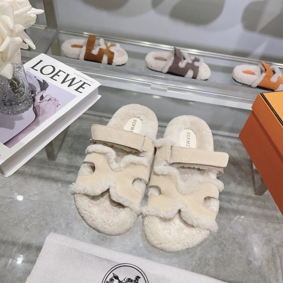 Hermes full leather wool style flat bottomed wool mop