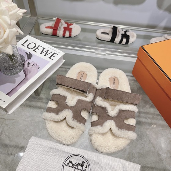 Hermes full leather wool style flat bottomed wool mop