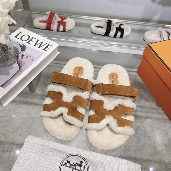 Hermes full leather wool style flat bottomed wool mop