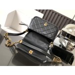 𝗖𝗛𝗔𝗡⻼𝗟 23B Crossbody Cover Bag