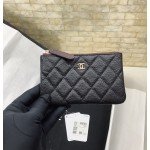 CHANEL imported ball patterned cowhide and sheepskin zippered change bag 82365