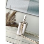 𝐋𝐎𝐔𝐈𝐒𝐕𝐔𝐈𝐓𝐓𝐎𝐍 M23082/M48865 Qixi Exclusive Capucines Handbag