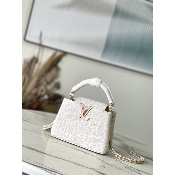 𝐋𝐎𝐔𝐈𝐒𝐕𝐔𝐈𝐓𝐓𝐎𝐍 M23082/M48865 Qixi Exclusive Capucines Handbag