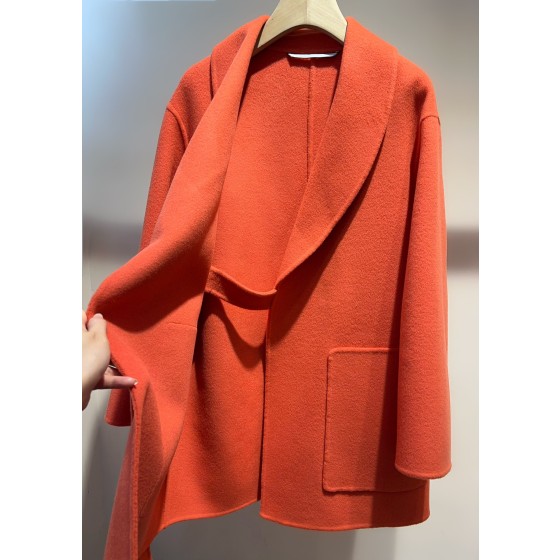 Hermes cashmere coat (consult customer service to confirm size before placing an order)