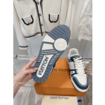 Louis Vuitton couple's latest color scheme sneakers