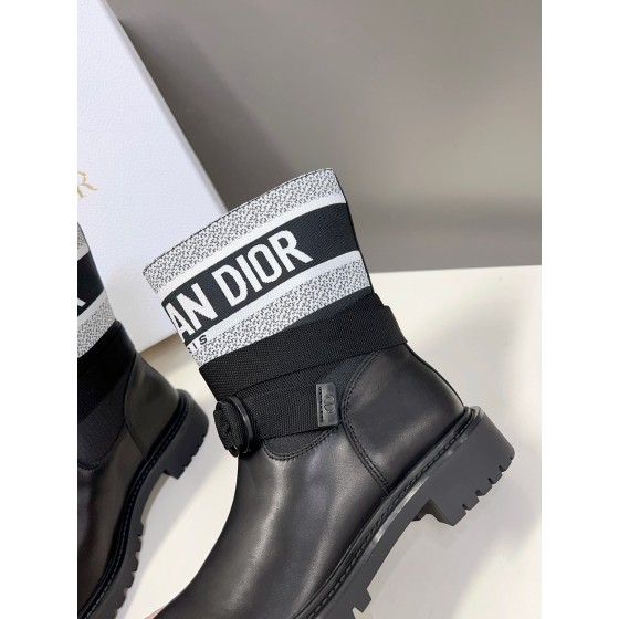 Dior Autumn/Winter Classic Knight Boots