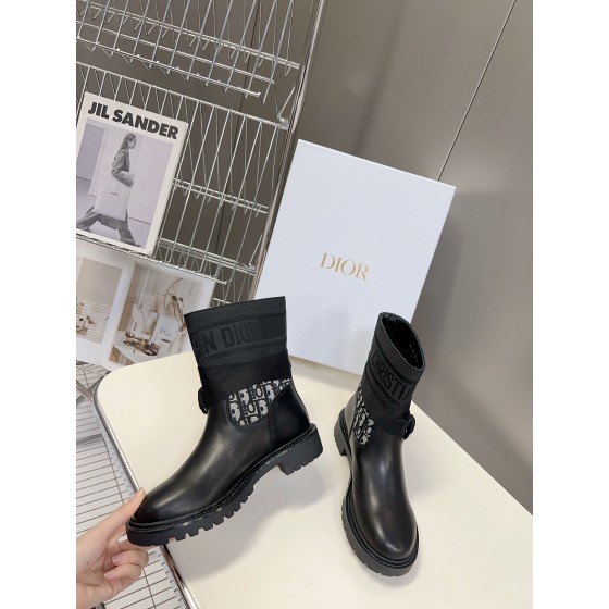 Dior Autumn/Winter Classic Knight Boots