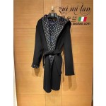 Louis Vuitton coat (consult customer service to confirm the size before placing an order for a customized version)