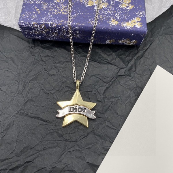 Dior necklace