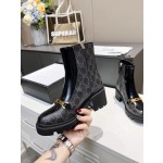 Gucci Vintage British Front Metal Logo Decorative Boots