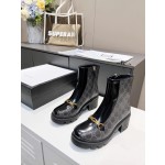 Gucci Vintage British Front Metal Logo Decorative Boots