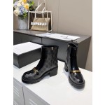 Gucci Vintage British Front Metal Logo Decorative Boots