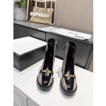 Gucci Vintage British Front Metal Logo Decorative Boots