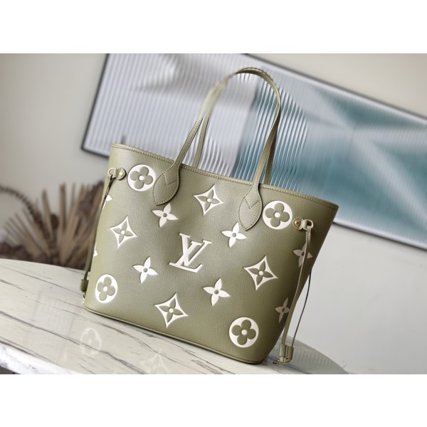 𝐋𝐎𝐔𝐈𝐒𝐕𝐔𝐈𝐓𝐓𝐎𝐍 M46649 New Grass Green This Neverfull Medium Handbag