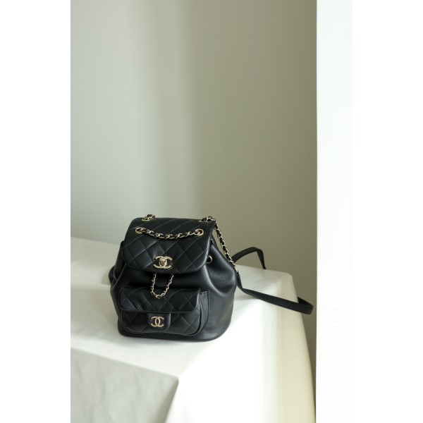 𝐂𝐇𝐀𝐍𝐄𝐋 Retro Classic Backpack