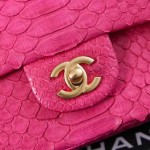CHANEL model 24313mini cover bag