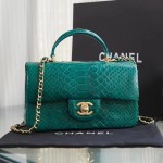 CHANEL model 24313mini cover bag