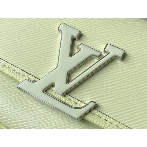 𝐋𝐎𝐔𝐈𝐒𝐕𝐔𝐈𝐓𝐓𝐎𝐍 M22960 Buci Crossbody Bag