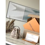 𝐋𝐎𝐔𝐈𝐒𝐕𝐔𝐈𝐓𝐓𝐎𝐍 Duty free version M46291