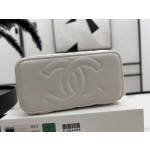 CHANEL A96018 Diamond Sugar Makeup Box