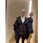 Louis Vuitton Cape Coat (consult customer service to confirm the size before placing a custom order)