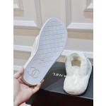 CHANEL bread plush herringbone mop