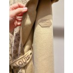 Louis Vuitton short and long styles (consult customer service to confirm the size before placing an order for customized styles)