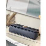 𝐋𝐎𝐔𝐈𝐒𝐕𝐔𝐈𝐓𝐓𝐎𝐍 Duty free version M41487