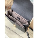 𝐋𝐎𝐔𝐈𝐒𝐕𝐔𝐈𝐓𝐓𝐎𝐍 Duty free version M41487