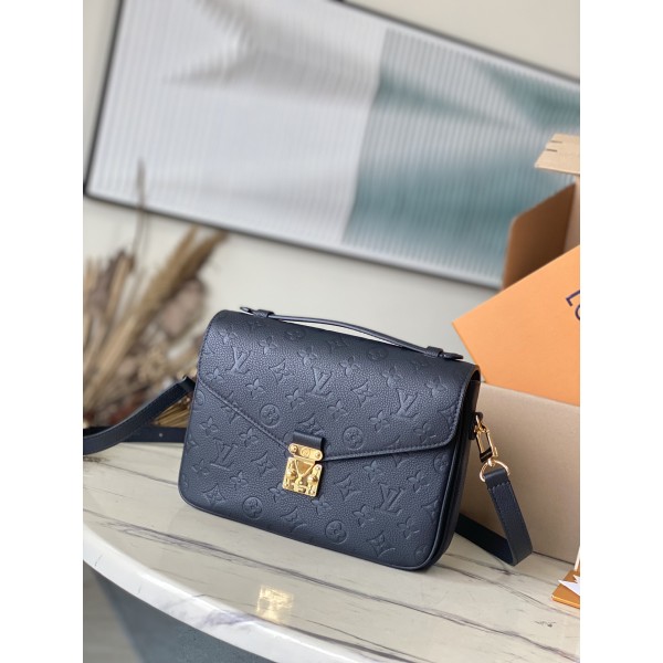 𝐋𝐎𝐔𝐈𝐒𝐕𝐔𝐈𝐓𝐓𝐎𝐍 Duty free version M41487