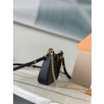 𝐋𝐎𝐔𝐈𝐒𝐕𝐔𝐈𝐓𝐓𝐎𝐍 Duty free version M80349