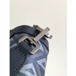 Dior 8 handbag comes with shoulder strap number: 2ESCA458CDP_ H36B (477737)