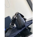 Dior 8 handbag comes with shoulder strap number 2ESCA458CDP_ H43E (477737)