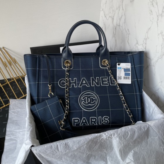 CHANEL Beach Bag Shopping Bag Model Number: AS93786
