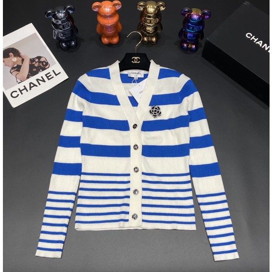 CHANEL CARDIGAN TOP