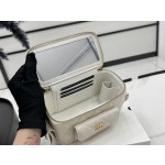 CHANEL 23k New Product Pocket Box Bag A96023