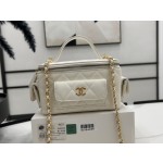CHANEL 23k New Product Pocket Box Bag A96023