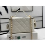 CHANEL 23k New Product Pocket Box Bag A96023