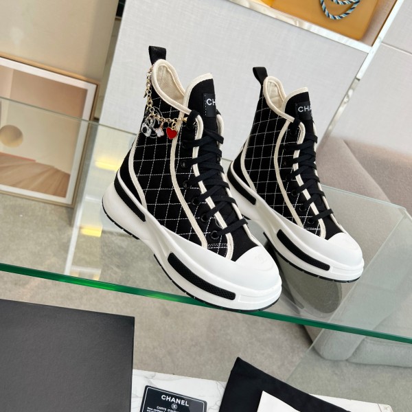 CHANEL's Latest Middle Boot